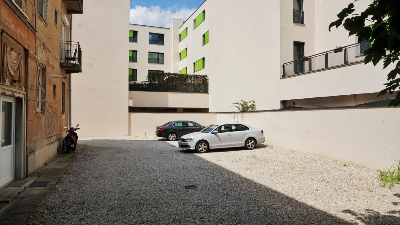 Belvarosi Exkluziv Minigarzon Debrecen Exterior photo