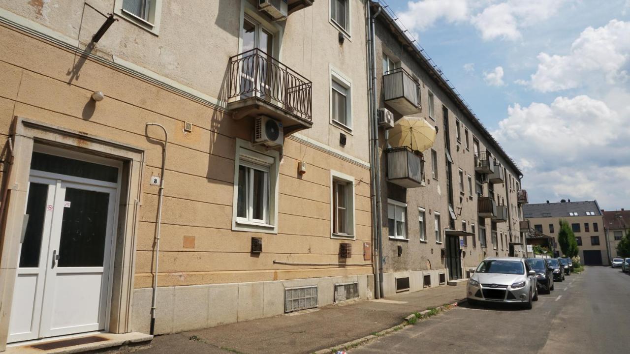 Belvarosi Exkluziv Minigarzon Debrecen Exterior photo